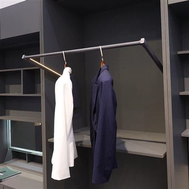 Binnensysteem voor het optillen van kledingstangen